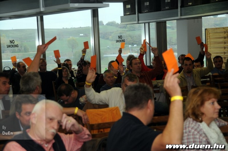 DuEn MNASzKozgyules 121028 051